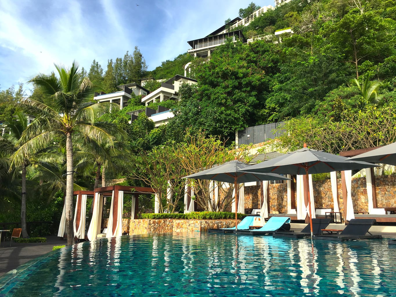 Conrad Koh Samui review - Infinite pool views to fall in love again