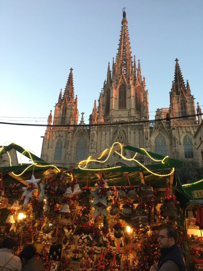 Catalan Christmas traditions – The shitter, the pooping log and the 3 ...