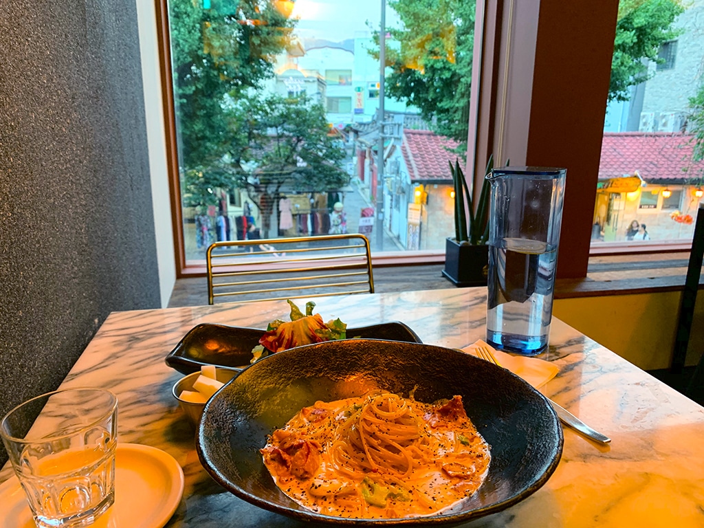 Pasta with a view in Samcheongdong